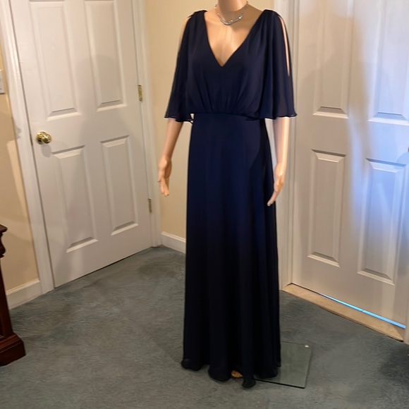 COPY - Formal dress - Picture 1 of 9